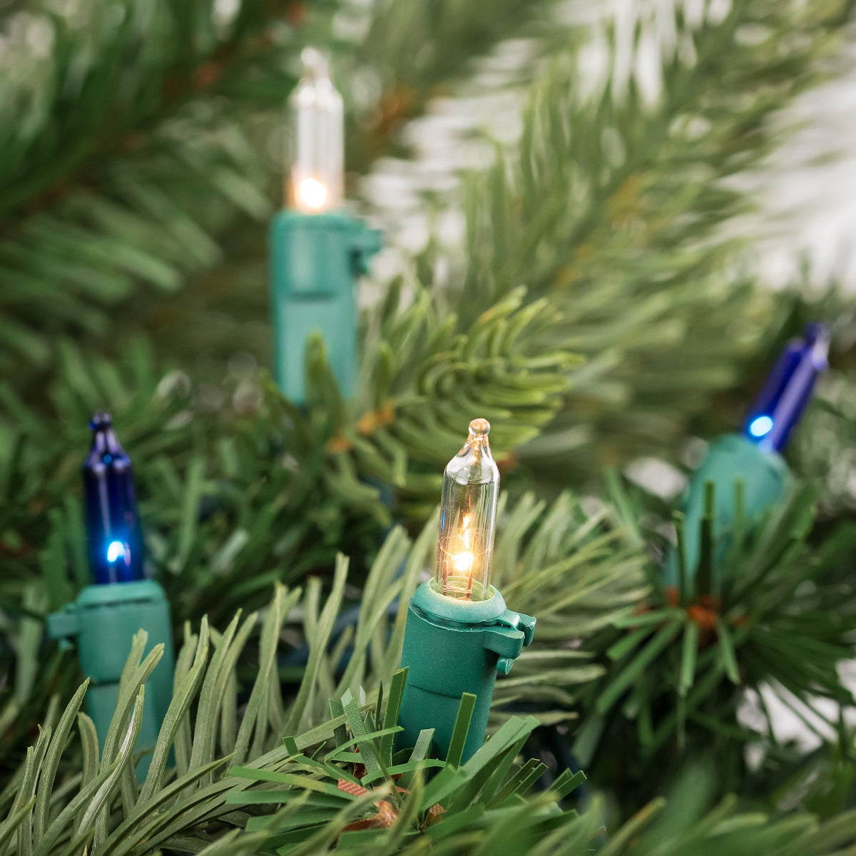Mini Incandescent Christmas Lights, Blue & Clear, 100 Count, Green Wire – view 3
