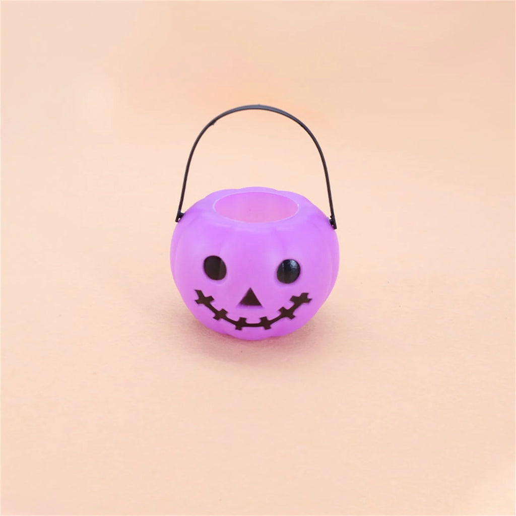 Halloween,Halloween Decorations ,Halloween Party Decorations,Halloween Pumpkin Bucket, Pumpkin Candy Bucket Plastic Lantern Bucket for Halloween Party Decorations Party Favors Purple